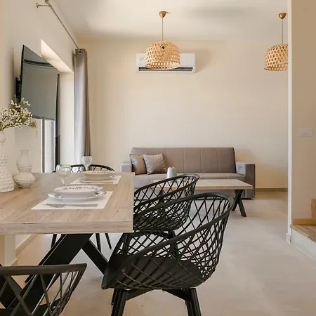 Thea Villa Annináta